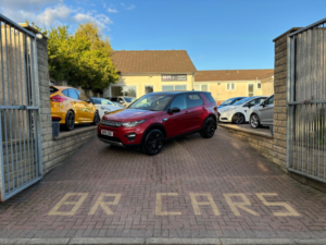 2015 Land Rover Discovery Sport 2.2 Sd4 Hse Auto 4WD Euro 5 (s/s) 5dr in Red — image 3