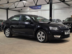 2017 Skoda Octavia 1.6 Tdi Se L Euro 6 (s/s) 5dr in Black — image 3