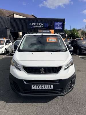 2017 Peugeot Expert 2.0 Bluehdi 1400 Professional in White — image 3