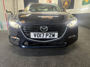 2017 Mazda Mazda3 1.5 Skyactiv-D Sport Nav in Blue — image 3