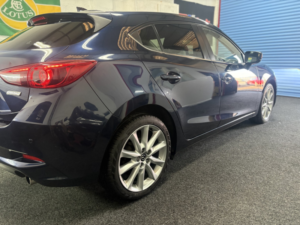2017 Mazda Mazda3 1.5 Skyactiv-D Sport Nav in Blue — image 5
