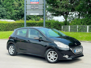 2013 Peugeot 208 1.4 E-Hdi Allure Egc Euro 5 (s/s) 5dr in Black — image 3