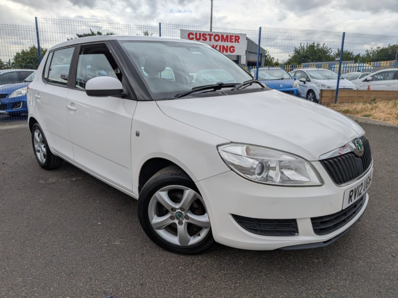 2012 Skoda Fabia 1.4 Mpi Se in White — image 1