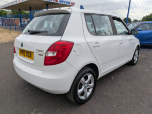 2012 Skoda Fabia 1.4 Mpi Se in White — image 4