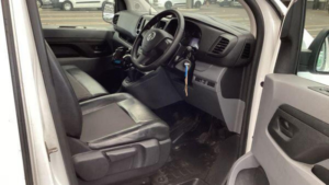 2020 Vauxhall Vivaro 2.0 Turbo D 3100 Dynamic L2 H1 Euro 6 (s/s) 6dr in White — image 6