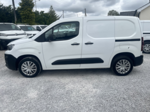 2021 Peugeot Partner 1.5 Bluehdi 1000 Professional in White — image 5