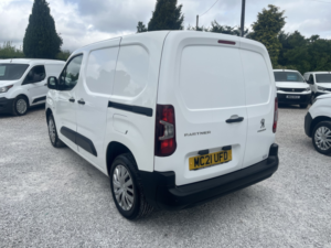 2021 Peugeot Partner 1.5 Bluehdi 1000 Professional in White — image 6
