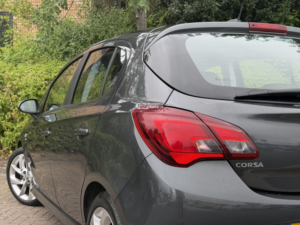2017 Vauxhall Corsa 1.4 I Ecoflex Sri Vx Line in Grey — image 4