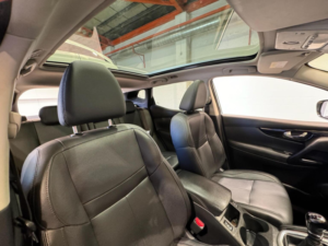 2014 Nissan Qashqai 1.6 Dci Tekna 2WD Euro 5 (s/s) 5dr in White — image 4