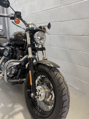 2019 Harley-Davidson Sportster Xl1200c Custom in Silver — image 6