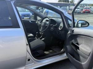 2011 Vauxhall Corsa 1.2 16v Sxi in Silver — image 6