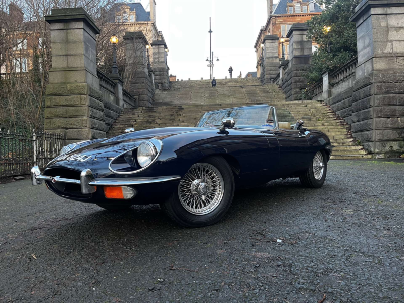 1972 Jaguar E-Type Series Ii Roadster in Blue — image 1
