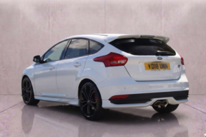 2018 Ford Focus 2.0 Focus St-3 Tdci 5dr in White — image 5