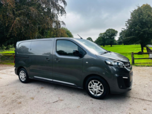 2022 Vauxhall Vivaro 1.5 Turbo D 2700 Sportive L1 H1 Euro 6 (s/s) 6dr in Grey — image 2