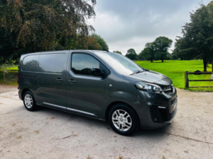 2022 Vauxhall Vivaro 1.5 Turbo D 2700 Sportive L1 H1 Euro 6 (s/s) 6dr in Grey — image 4