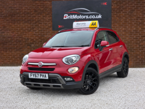 2017 Fiat 500x 1.6 500x Off-Road Look 1.6 Multijet 120hp Cross Plus in Red — image 4