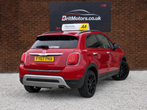 2017 Fiat 500x 1.6 500x Off-Road Look 1.6 Multijet 120hp Cross Plus in Red — image 6