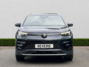 2025 Volkswagen Tayron 1.5 Etsi Mhev R-Line SUV 5dr Petrol Hybrid DSG Euro 6 (s/s) (150 Ps) in Grey — image 2