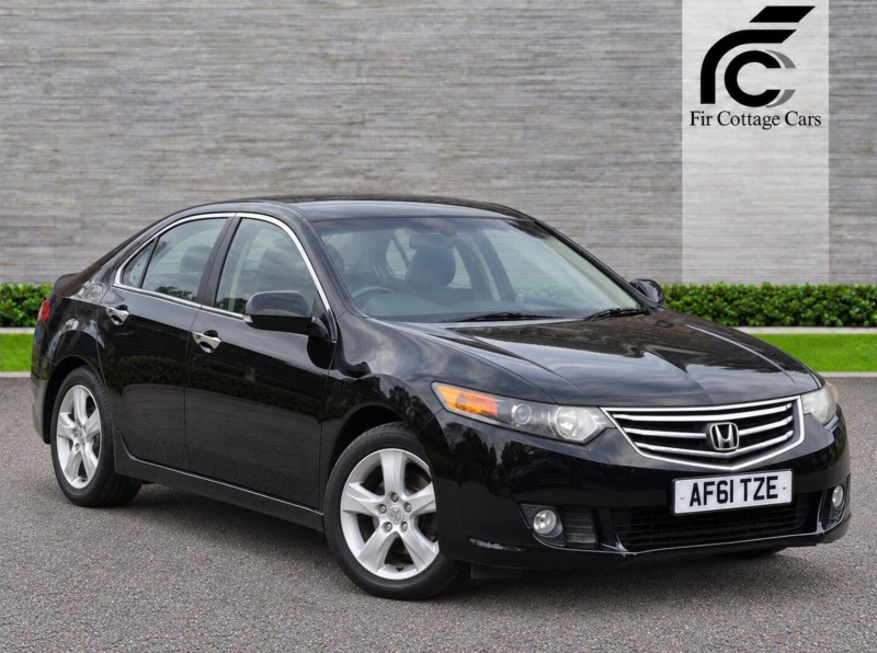 2011 Honda Accord 2.2 I-Dtec Es Gt Auto Euro 5 4dr in Black — image 1