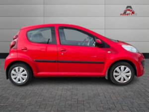 2014 Peugeot 107 1.0 12v Active in Red — image 2