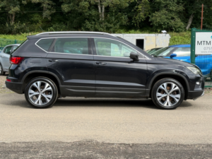 2016 SEAT Ateca 1.6 Tdi Ecomotive Se Technology SUV 5dr Diesel Manual Euro 6 (s/s) (115 Ps) in Black — image 4