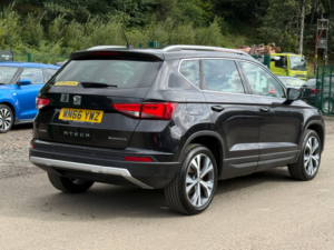 2016 SEAT Ateca 1.6 Tdi Ecomotive Se Technology SUV 5dr Diesel Manual Euro 6 (s/s) (115 Ps) in Black — image 5