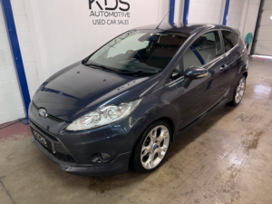 2012 Ford Fiesta 1.6 Zetec S in Grey — image 2