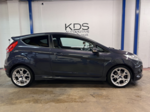 2012 Ford Fiesta 1.6 Zetec S in Grey — image 6