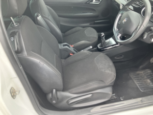 2013 Citroen Ds3 1.6 Vti Dstyle Plus in White — image 5