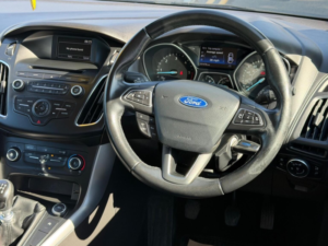 2015 Ford Focus 1.5 Tdci Zetec Euro 6 (s/s) 5dr in Blue — image 2