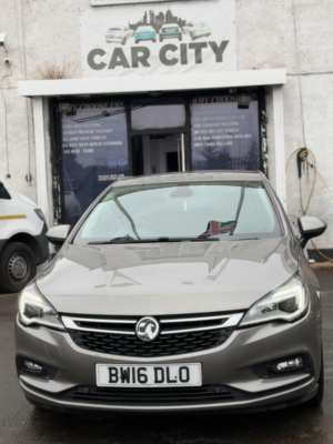 2016 Vauxhall Astra 1.4i Turbo Elite Nav Euro 6 5dr in Grey — image 6