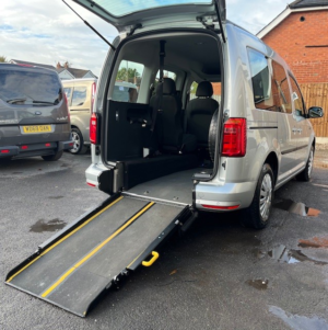 2019 Volkswagen Caddy Life 2.0 Tdi in Silver — image 6