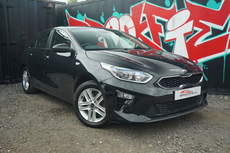 2020 Kia Ceed 1.0 T-Gdi Eco 2 Hatchback 5dr Petrol Manual Euro 6 (s/s) (118 Bhp) in Black — image 1