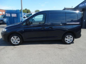 2023 Volkswagen Caddy 1.5 Tsi C20 Commerce Swb Euro 6 (s/s) 5dr in Blue — image 5