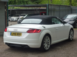 2016 Audi Tt 1.8 Tfsi Sport Roadster 2dr Petrol Manual Euro 6 (s/s) (180 Ps) in White — image 4