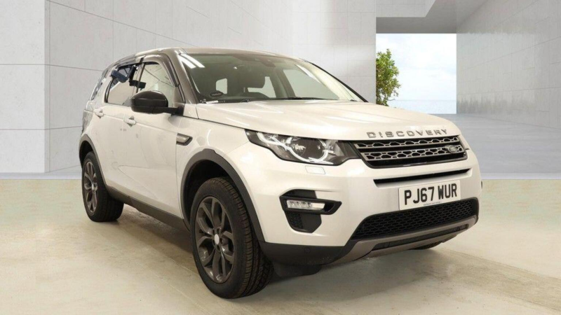 2017 Land Rover Discovery Sport 2.0 Td4 Se Tech Auto 4WD Euro 6 (s/s) 5dr in Silver — image 1