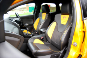 2016 Ford Focus St-2 2.0 Ecoboost - Rare Estate Model - Tangerine Scream - 59,200 Miles. Fsh. Sync 3, 19inch - Sold in Yellow — image 4