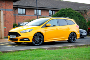 2016 Ford Focus St-2 2.0 Ecoboost - Rare Estate Model - Tangerine Scream - 59,200 Miles. Fsh. Sync 3, 19inch - Sold in Yellow — image 5