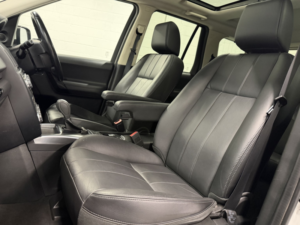 2013 Land Rover Freelander 2 2.2 Sd4 190bhp Hse Auto in White — image 3