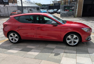 2021 SEAT Leon 1.5 Tsi Evo Fr in Red — image 5