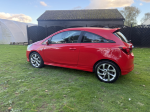 2017 Vauxhall Corsa 1.4 I Turbo Ecotec Sri Vx Line in Red — image 5