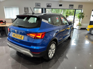 2023 SEAT Arona 1.0 Tsi Xperience Euro 6 (s/s) 5dr in Blue — image 5