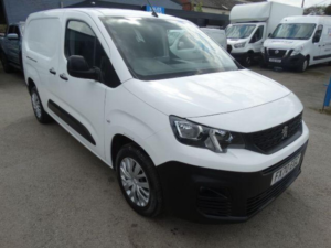 2020 Peugeot Partner 1.5 Bluehdi 950 Professional Long Panel Van Lwb Euro 6 (s/s) 6dr in White — image 3