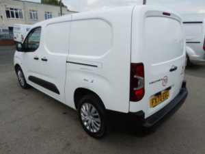 2020 Peugeot Partner 1.5 Bluehdi 950 Professional Long Panel Van Lwb Euro 6 (s/s) 6dr in White — image 6