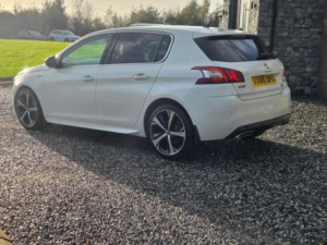 2015 Peugeot 308 1.6 Hdi Gt Line Hatchback 5dr Diesel Manual Euro 5 (s/s) (115 Ps) in White — image 3