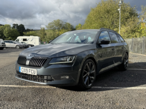 2019 Skoda Superb 2.0 Tdi Sportline in Grey — image 4