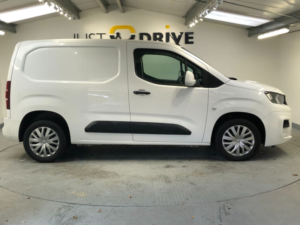 2019 Peugeot Partner 1.6 Bluehdi Professional L1 100 Bhp in White — image 4