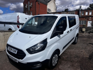 2022 Ford Transit Custom 2.0 300 Ecoblue Leader Crew Van L1 H1 Euro 6 (s/s) 5dr in White — image 3