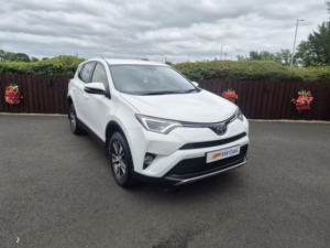 2017 Toyota Rav4 2.0 D-4d Business Edition in White — image 2