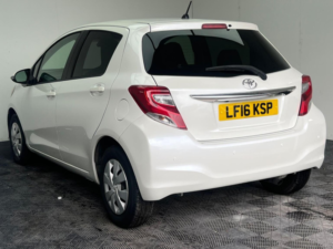 2016 Toyota Yaris 1.33 Dual Vvt-I Icon Multidrive S Euro 6 5dr in Other — image 4